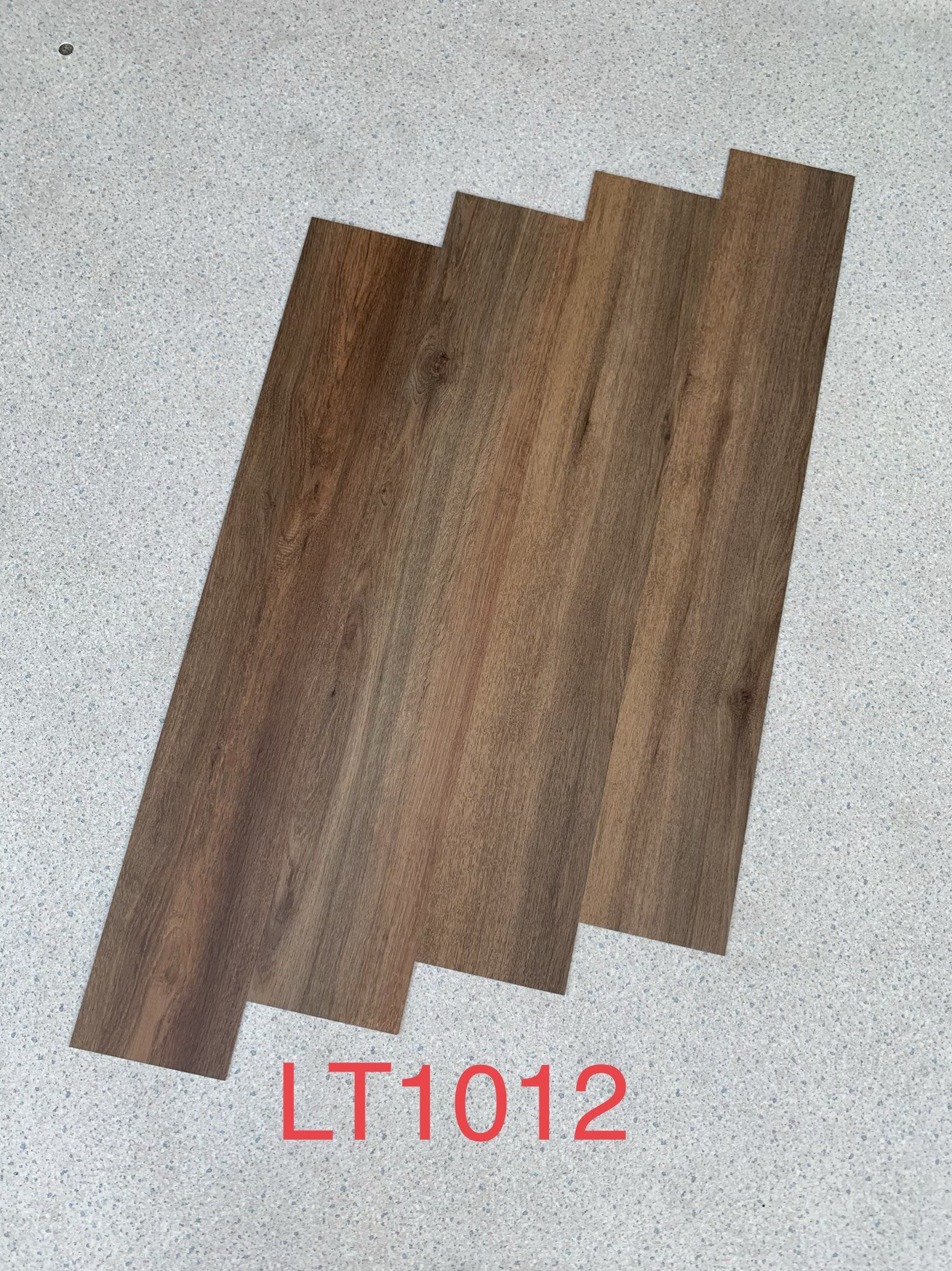 Sàn nhựa keo riêng  LT1012